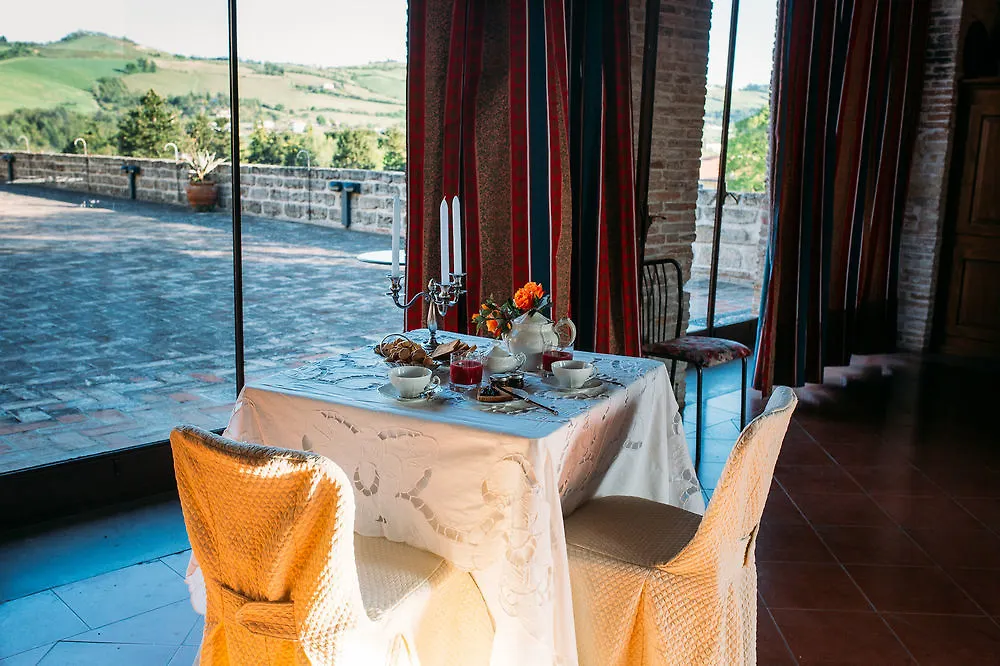Castello Del Capitano Delle Artiglierie Acomodação com café da manhã Castrocaro Terme