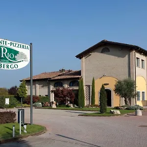 Del Rio Srl - Ristorante E Azienda Agricola Hotel